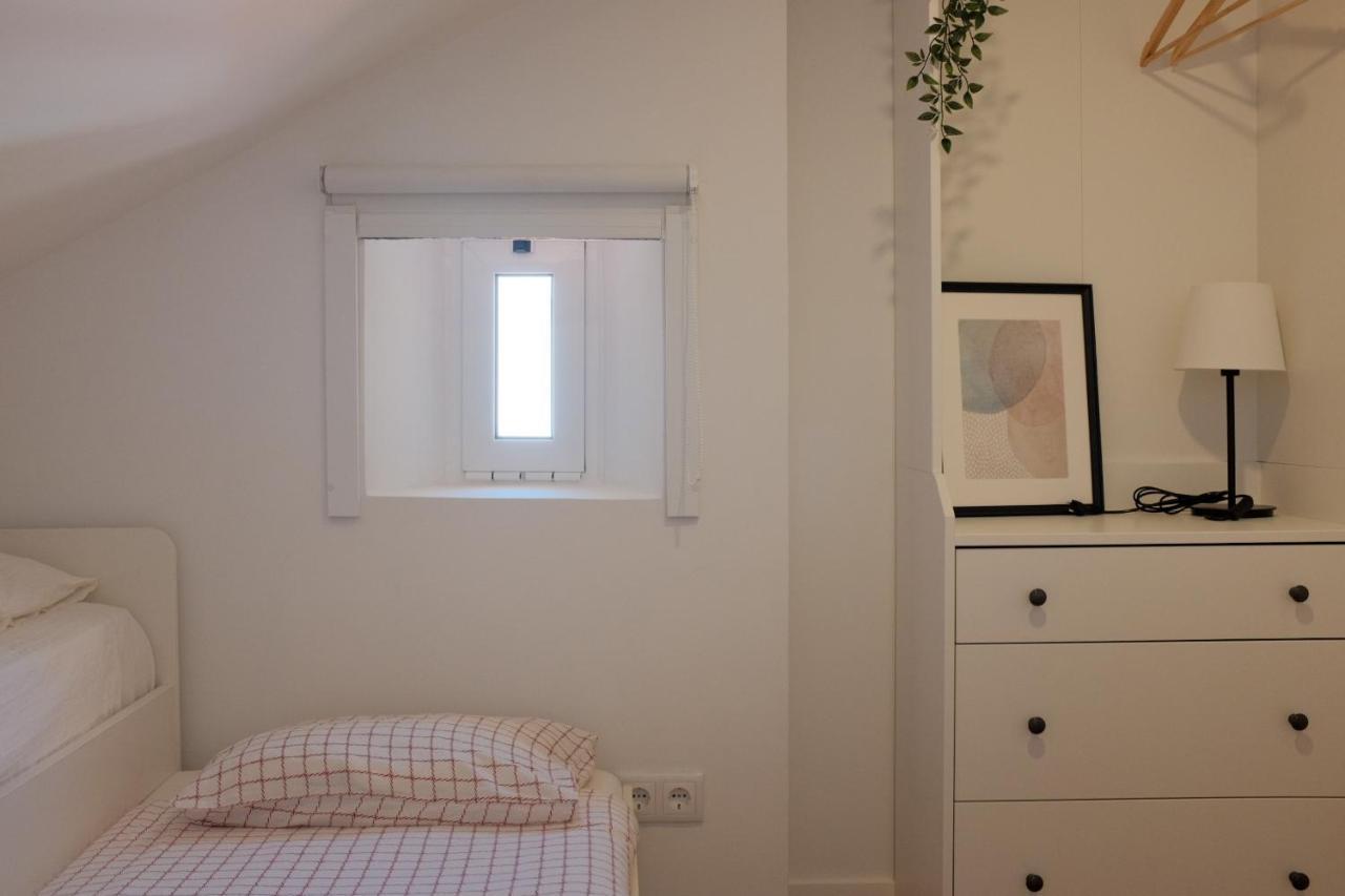 Downtown Terrace - 2 Bedroom In Graca With Private & Sunny Terrace! Lejlighed